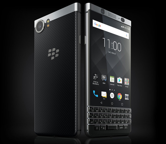 В РФ запустят продажи клавиатурного телефона BlackBerry KEYone