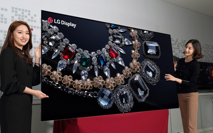 CES 2018. LG представляет первую в мире 88-дюймовую OLED-панель с разрешением 8K