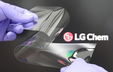 В LG разработали новый материал для гибких экранов. Он лишит дисплеи складок и повысит надежность 