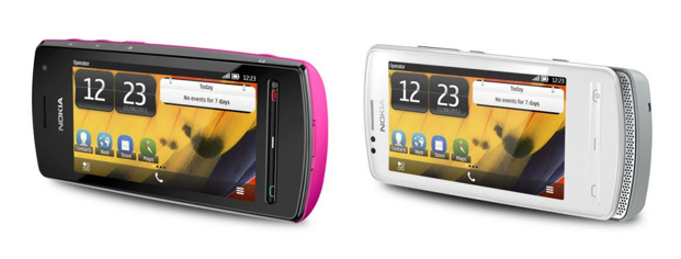 Nokia представила смартфоны 600, 700 и 701 на Symbian Belle