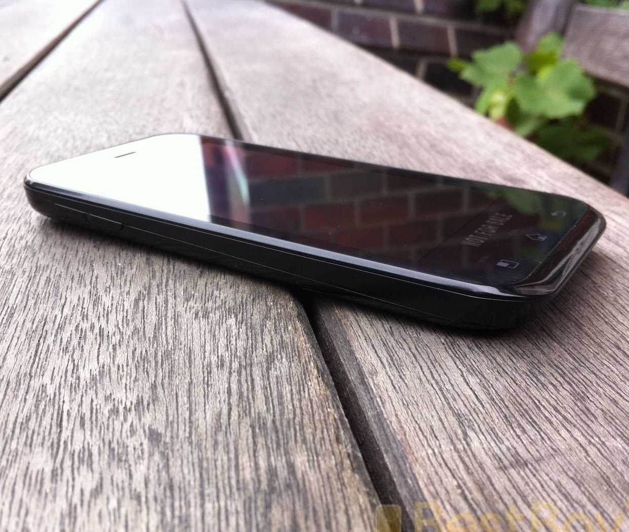 Первая информация об LG Optimus Sol