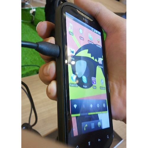 Неанонсированный HTC Ruby засветился на фото