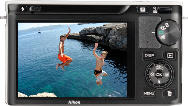 Nikon V1 и J1 - новые беззеркальные камеры со сменной оптикой