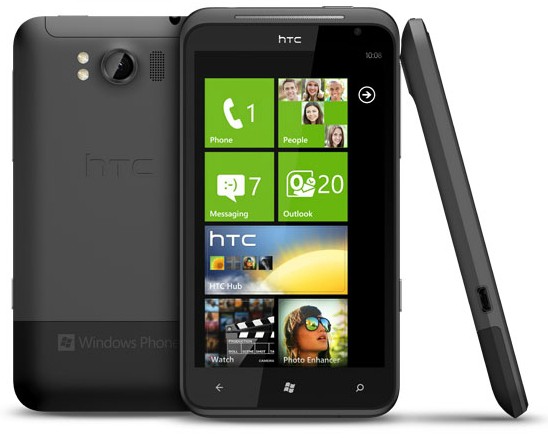 В России стартуют официальные продажи WP7-смартфона HTC Titan