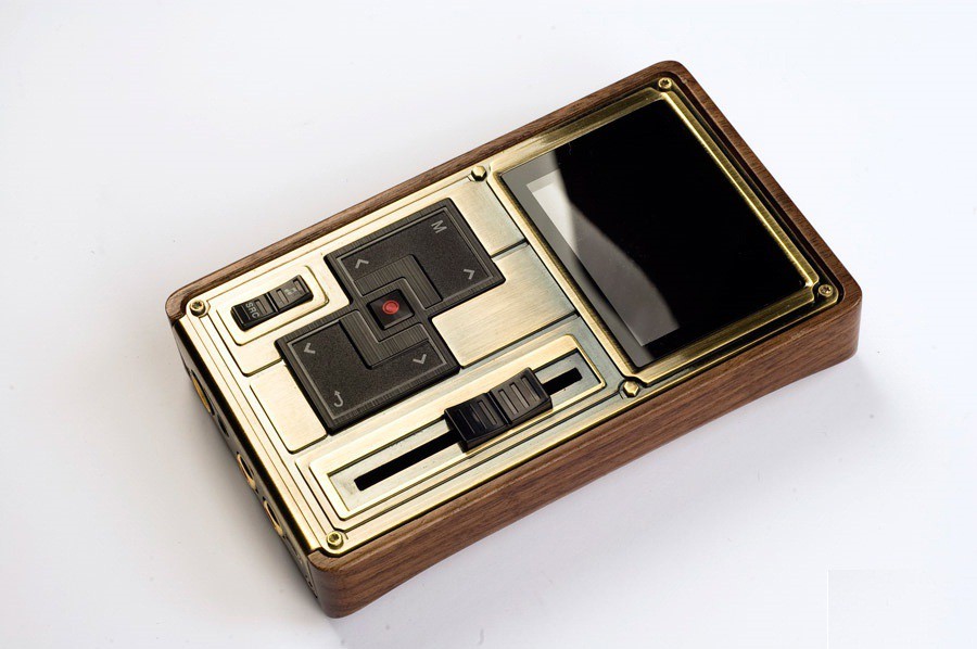 Stuff-обзор: Colorfly C4 Pro - нестандартный плеер за $1000