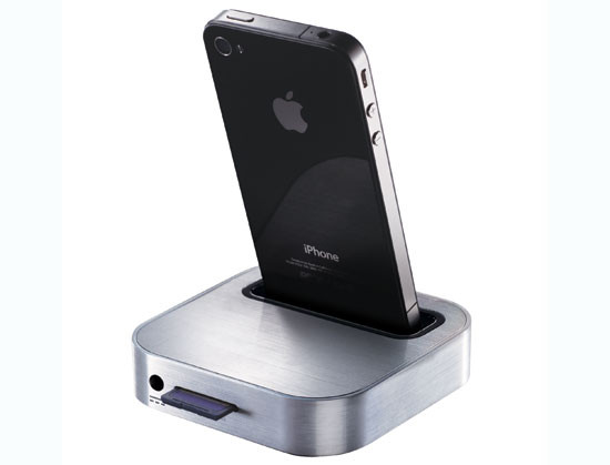 Stuff-обзор: iomega SuperHero спасет ваш айфон!