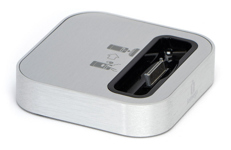 Stuff-обзор: iomega SuperHero спасет ваш айфон!