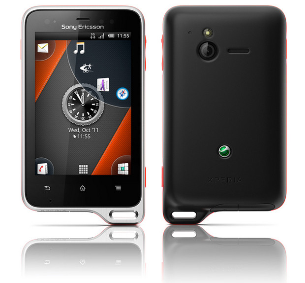 Sony Ericsson Xperia active - переживет все!