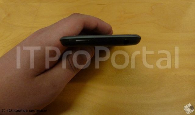 HTC One S засветился на фото фото
