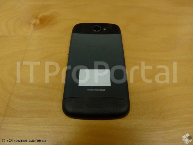 HTC One S засветился на фото фото