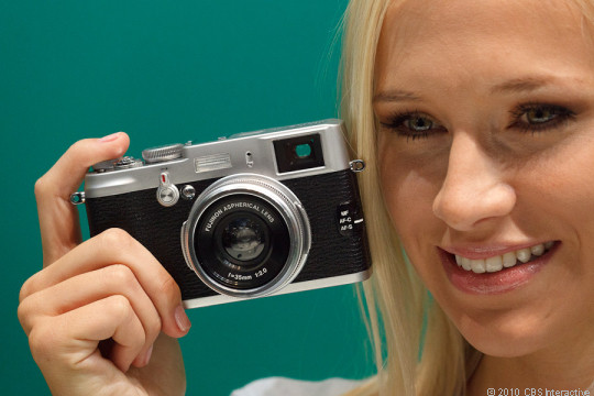 Stuff-обзор: Fujifilm FinePix X100 - современная классика