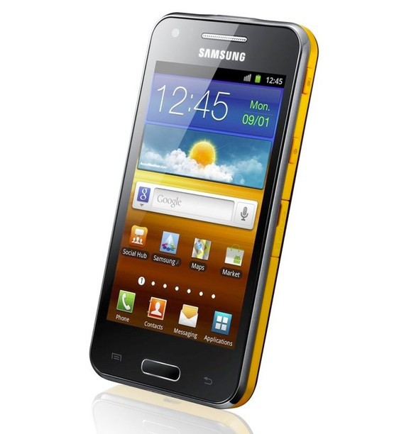 Смартфон со встроенным проектором Samsung Galaxy Beam воплотился из концепта в реальность