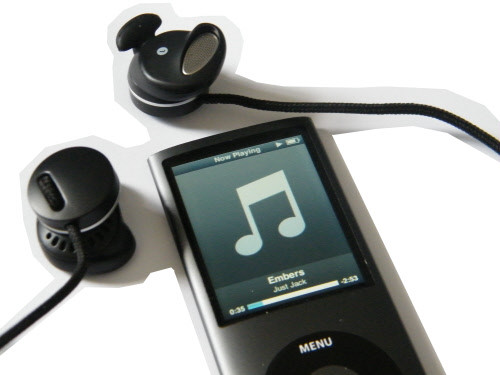 «Ушки» для телефона: 13 популярных гарнитур