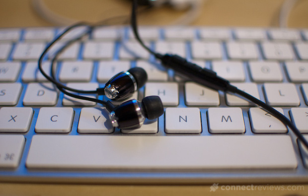 «Ушки» для телефона: 13 популярных гарнитур