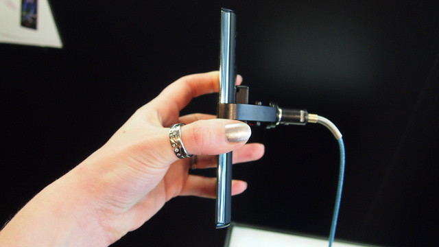 Panasonic Eluga Power с 5-дюймовым экраном - мощный "японец" для европейского рынка