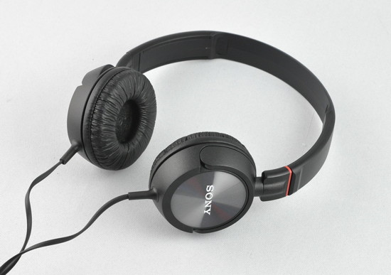 Аттракцион невиданной щедрости: недорогие наушники с отличным звуком