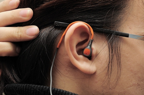 Спортивные наушники: занимайся с музыкой!