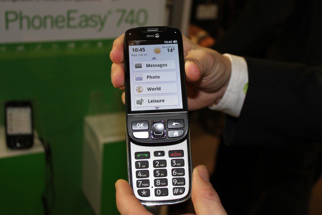 Doro PhoneEasy 740: Android-«бабушкофон»