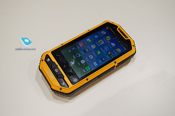 Китайская TechFaith привезла на MWC защищенные смартфоны