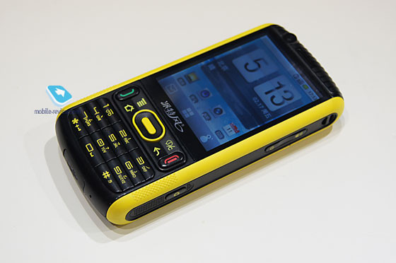 Китайская TechFaith привезла на MWC защищенные смартфоны