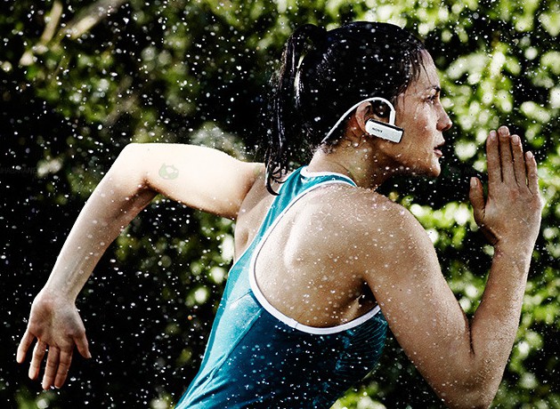 Спортивные наушники