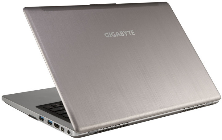 Gigabyte показала на выставке CeBit ультрабук U2442 и игровой ноутбук P2542G