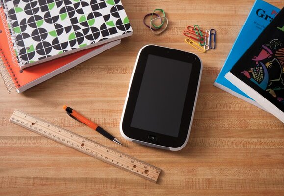 Intel представляет референс-дизайн 7-дюймового образовательного планшета Studybook 