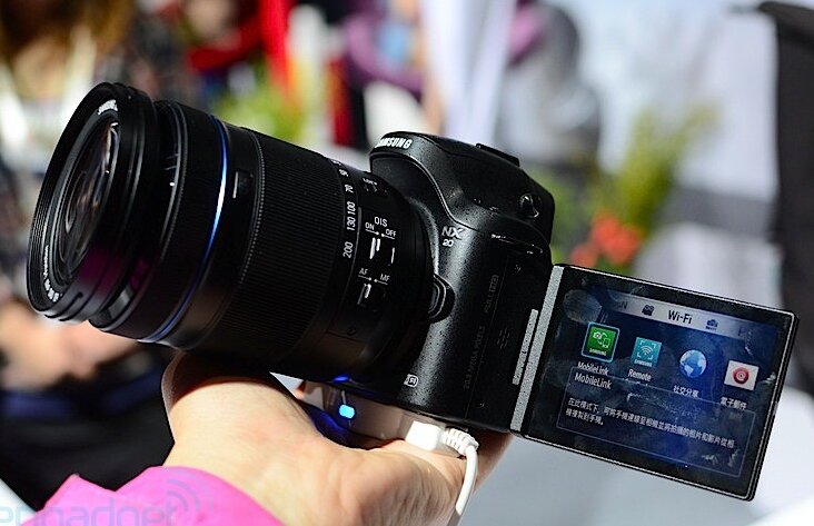 Samsung анонсировала фотокамеры NX20, NX210 и NX1000