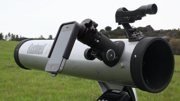 Переходник Magnifi позволяет делать на iPhone снимки телескопом и микроскопом