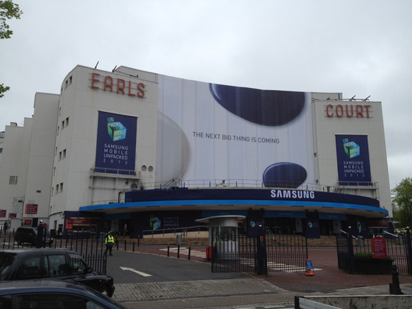 Сегодня в 22:00 по Москве состоится презентация смартфона Samsung Galaxy S III картинка Сегодня в 22:00 по Москве состоится презентация смартфона Samsung Galaxy S III