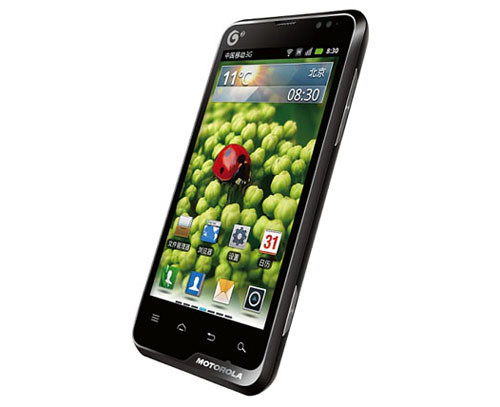 Motorola MOTOLUXE MT680: смартфон среднего класса для сетей TD-SCDMA