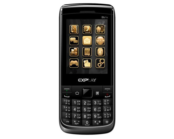 Explay выпустила телефоны с тремя SIM-картами и HalfQWERTY-клавиатурой