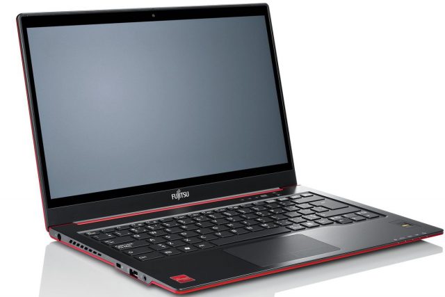 Lifebook U772 позиционируется в Fujitsu как первый в мире по-настоящему корпоративный ультрабук