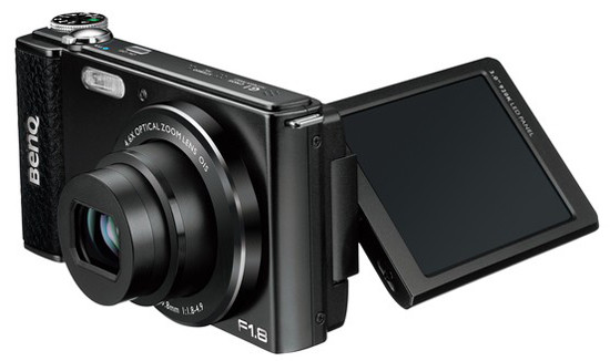 BenQ G1: 14-мегапиксельная фотокамера с поворотным экраном