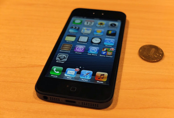 Эксклюзив: живая фотосессия iPhone 5 картинка Эксклюзив: живая фотосессия iPhone 5