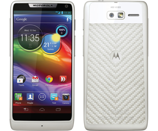 18 сентября Motorola представит версию смартфона RAZR M на процессоре Intel Atom
