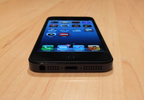 Эксклюзив: живая фотосессия iPhone 5 картинка Эксклюзив: живая фотосессия iPhone 5