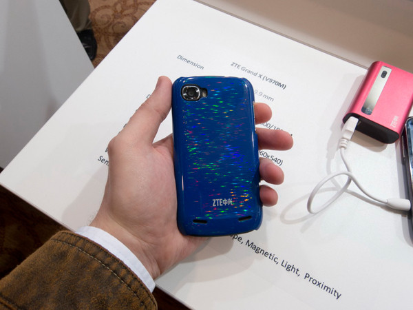 ZTE представила в России линейку Android-смартфонов картинка ZTE представила в России линейку Android-смартфонов