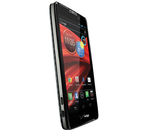 Motorola и Verizon представили пару высококлассных смартфонов с HD-экранами 
