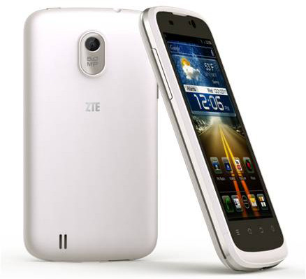 Представлен Android-смартфон среднего класса ZTE Blade III