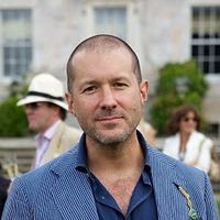 Семь решений Джобса, которые перевернули Apple картинка Джонатан Айв