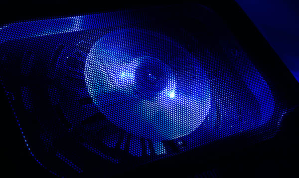 Достойное охлаждение любому ноутбуку картинка Достойное охлаждение любому ноутбуку