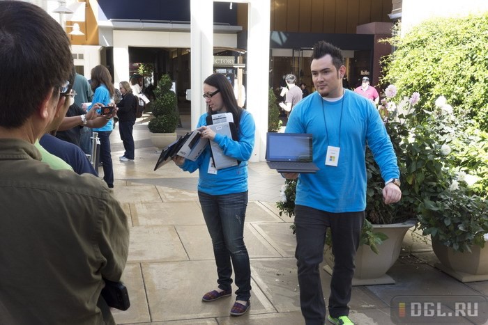 Как корреспондент DGL.ru покупал планшет Microsoft Surface в первый день продаж