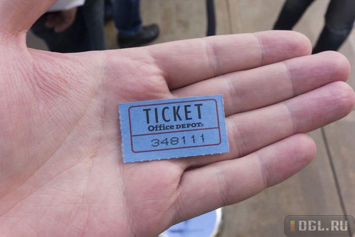 Как корреспондент DGL.ru покупал планшет Microsoft Surface в первый день продаж