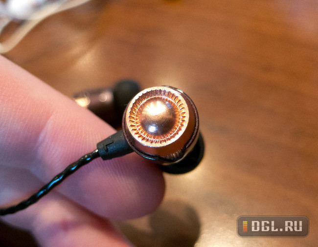 Telefunken: легендарный бренд выходит на рынок наушников. Первый в мире тест всех актуальных моделей картинка Telefunken: легендарный бренд выходит на рынок наушников. Первый в мире тест всех актуальных моделей