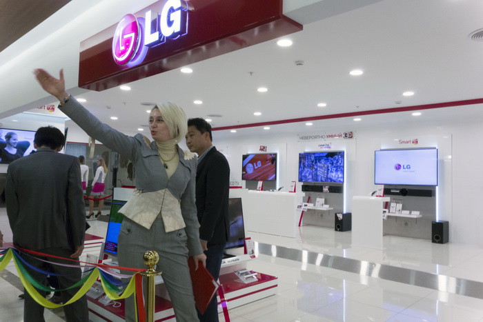 В Москве открылся фирменный магазин LG