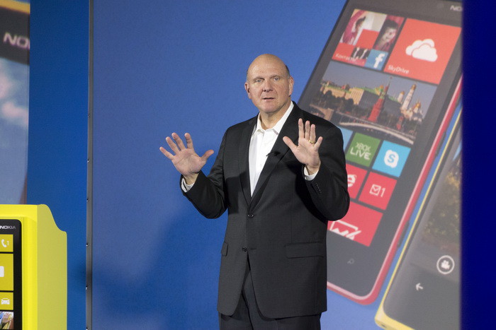 Запуск Lumia: российские приключения двух Стивов