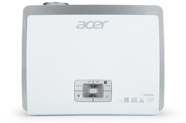 В России анонсирован компактный LED-проектор Acer K330