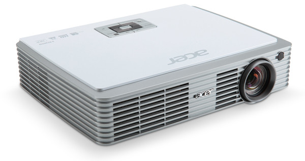 В России анонсирован компактный LED-проектор Acer K330