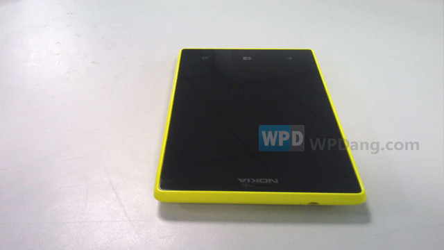 Появилась информация о смартфоне Nokia Lumia 830 на Windows Phone 8